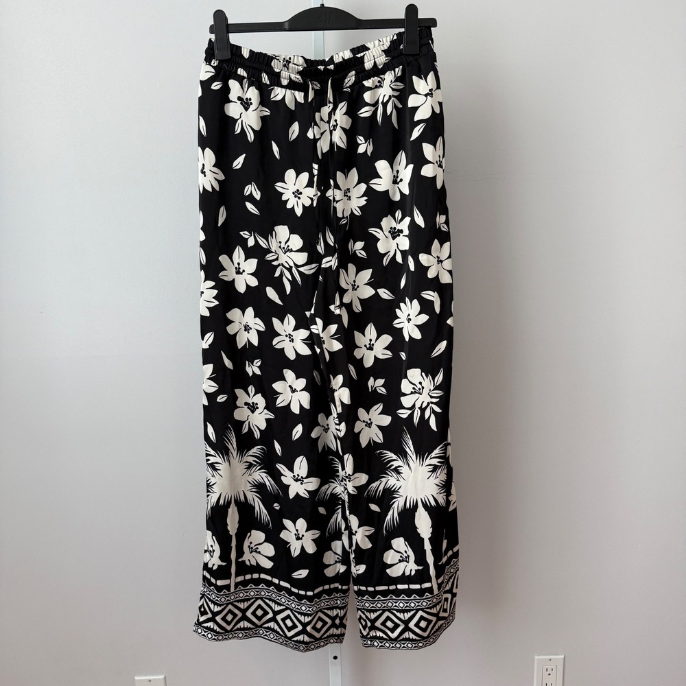 House of Harlow 1960 Satin Fairy Floral Palm Tree‎ Wide Leg Pants sz L